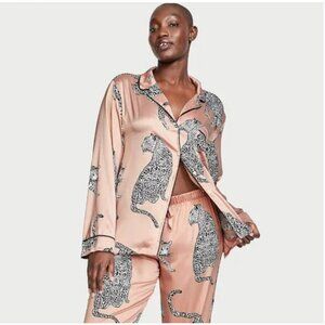 Victoria's Secret Pajama Bottoms / Pants, Satin-y Size XL - Pink Leopard Print